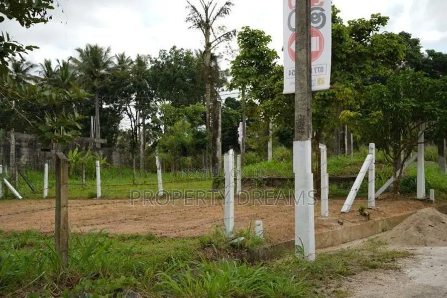Land for Sale - Meegoda