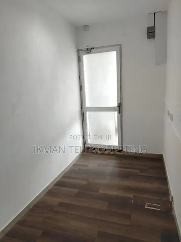 Prime Office Space At Nawala Junction