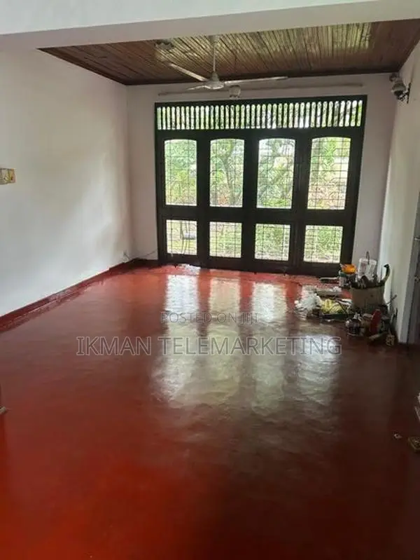 Upstairs House For Rent – Thalawathugoda In Talawatugoda