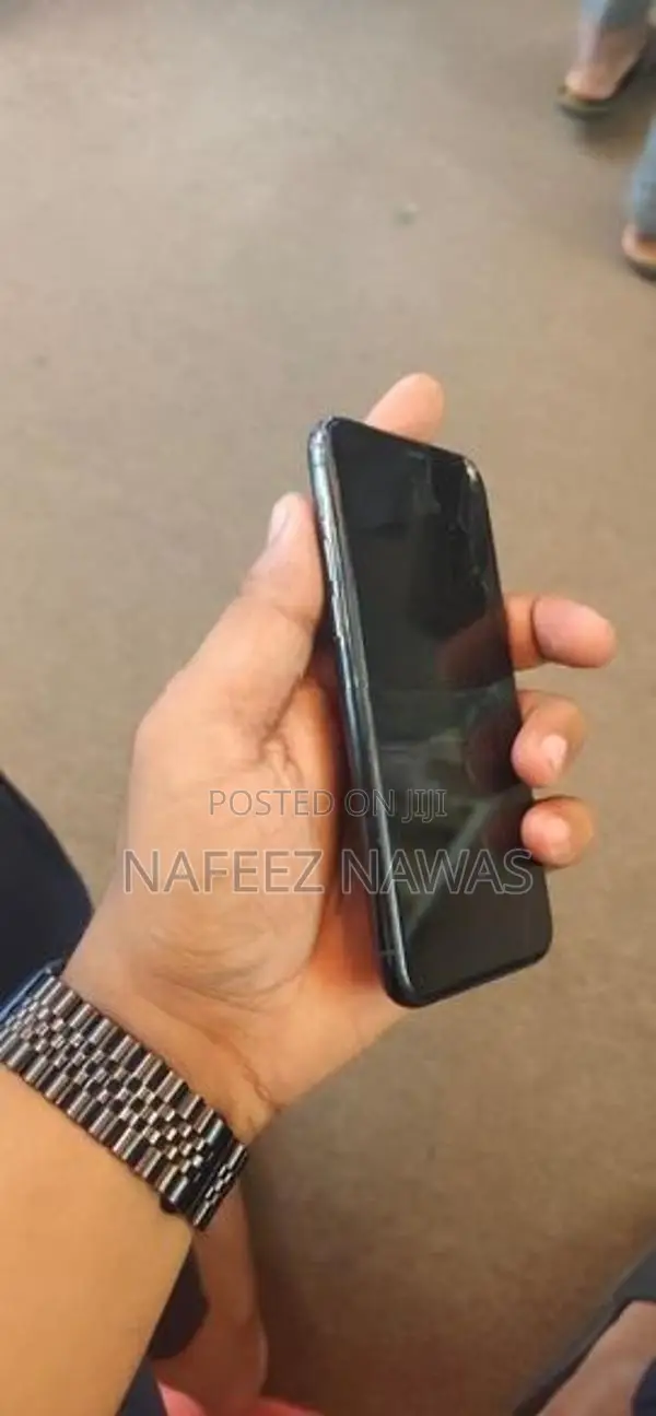 Apple iPhone 11 Pro 256GB (Used)