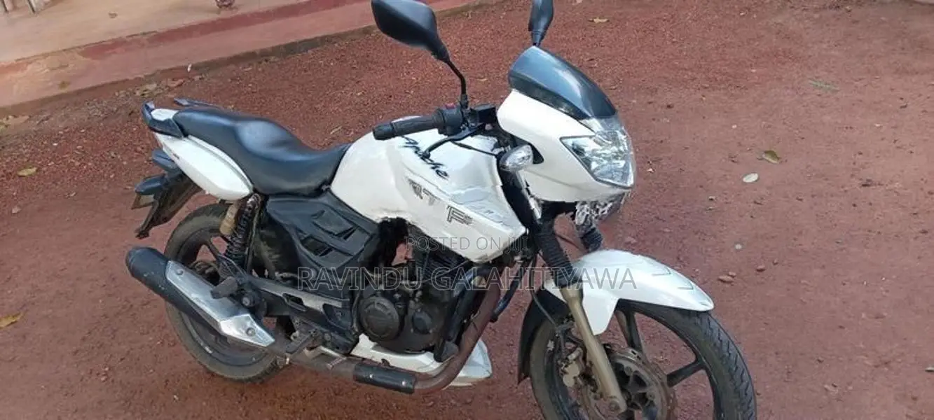 TVS Apache 2011