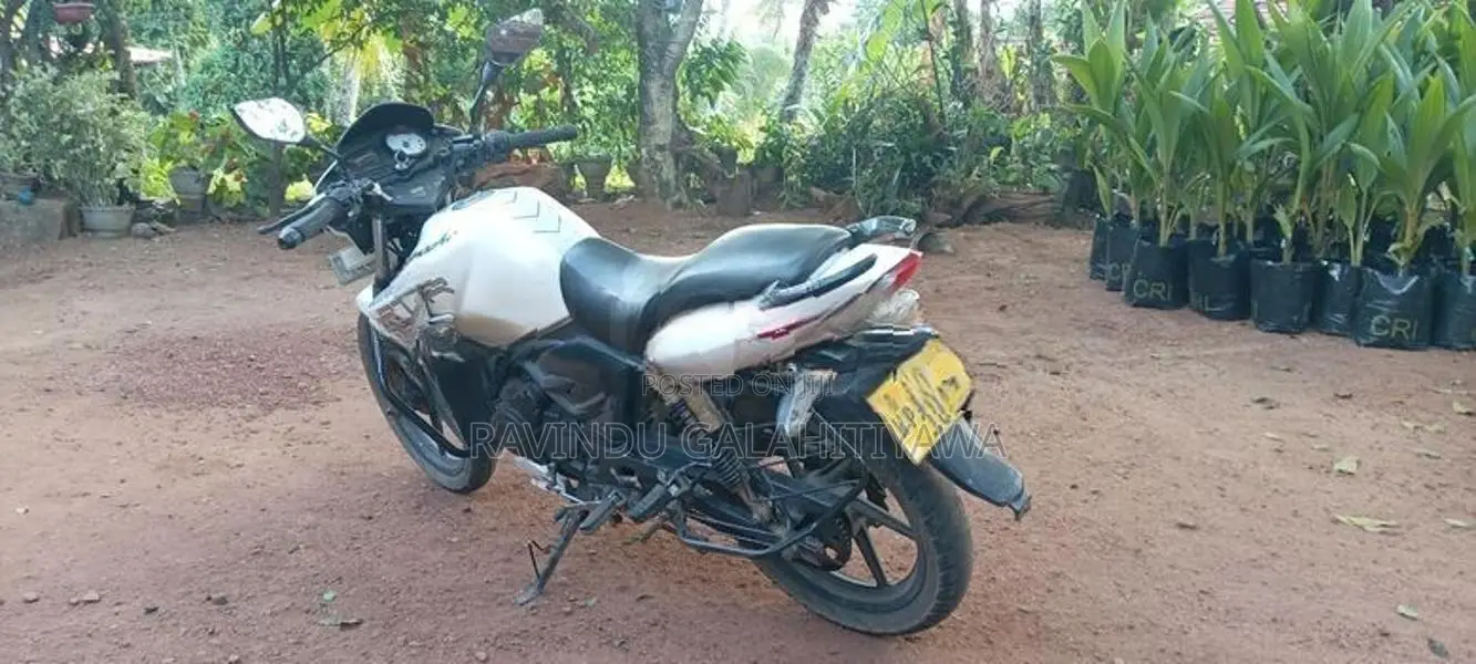 TVS Apache 2011