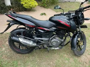 Bajaj Pulsar 150 2017
