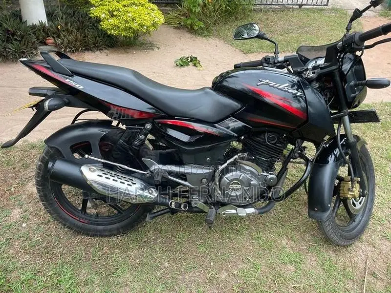 Bajaj Pulsar 150 2017