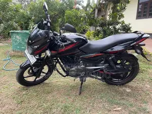 Bajaj Pulsar 150 2017