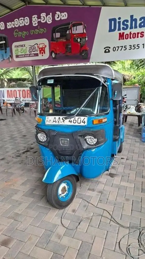 Bajaj RE 4 Stroke 2014