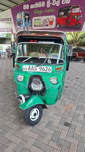 Bajaj RE 4Strok 2014