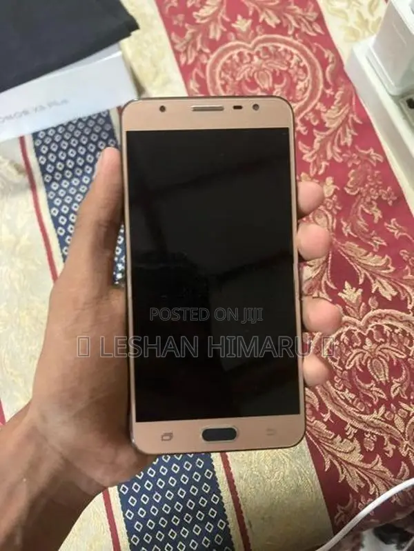 Samsung Galaxy J7 Prime (Used)