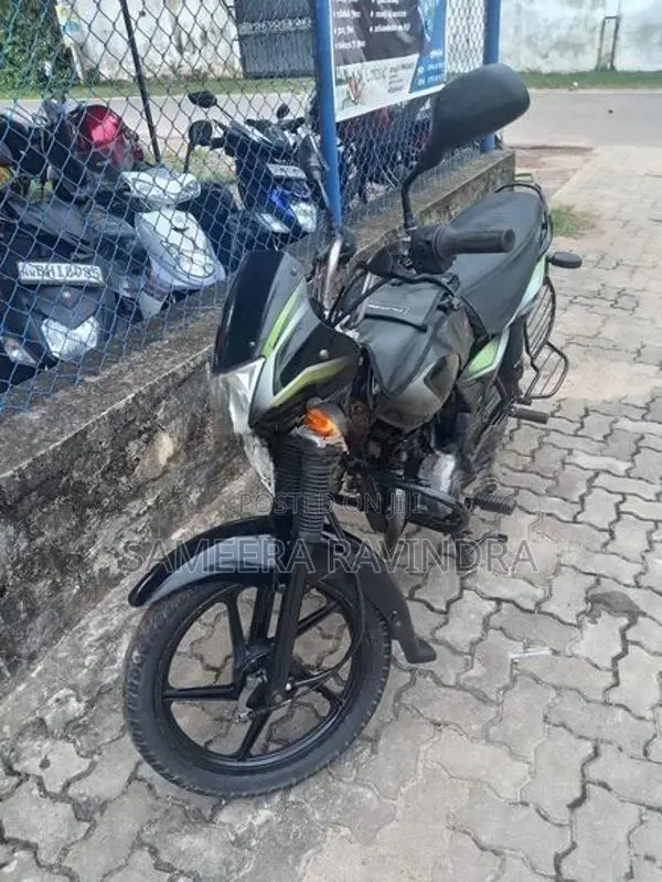 Bajaj Platina 2010