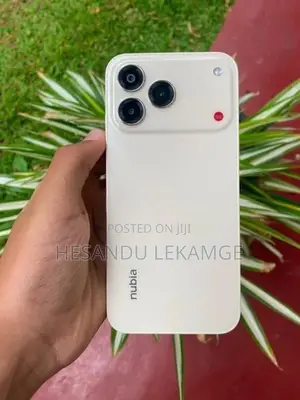 ZTE nubia V80 Design (Brand New)
