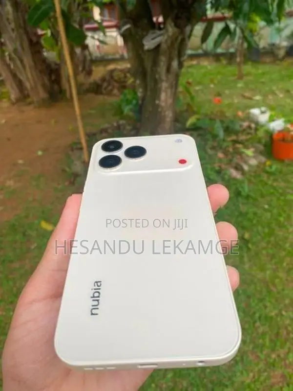 ZTE nubia V80 Design (Brand New)