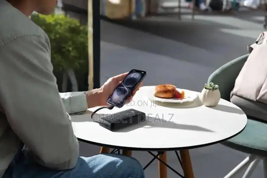 Anker Zolo 22.5W 20000 Power Bank with Built-in USB-C Cable - A110EH11