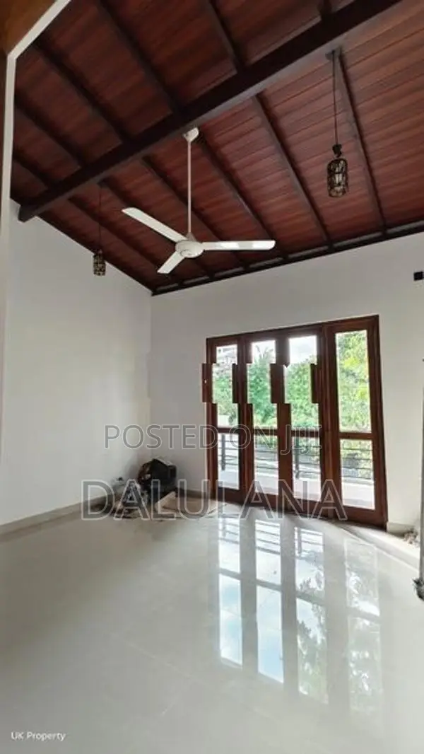 Two Storey House for Sale – Malabe, Kahanthota Road