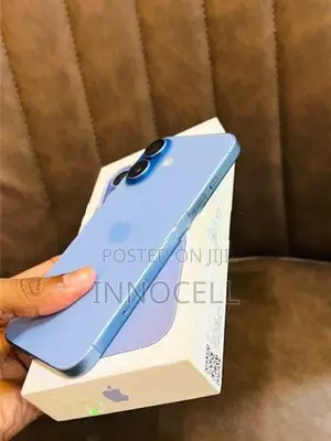 Apple iPhone 17 256GB (Used)