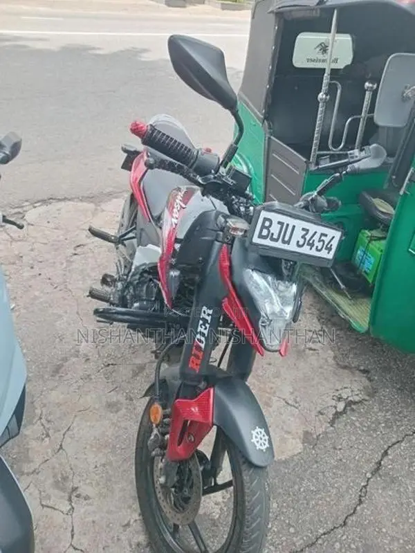Bajaj Pulsar N125 2025