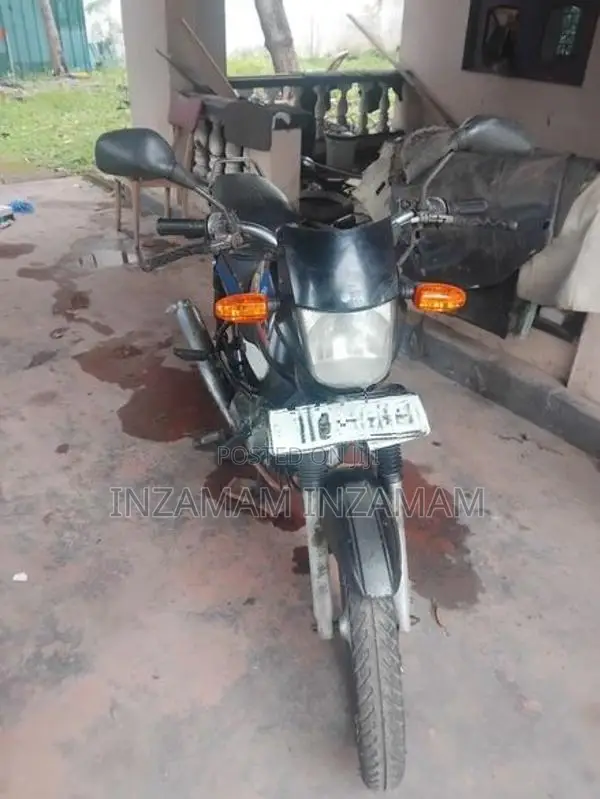Bajaj Byk 2005