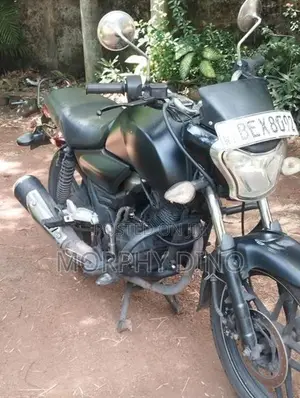 Bajaj V15 2016