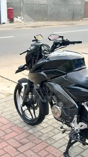 Bajaj Pulsar NS160 2017