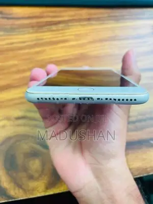 Apple iPhone 8 Plus (Used)