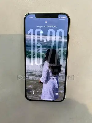Apple iPhone 12 (Used)