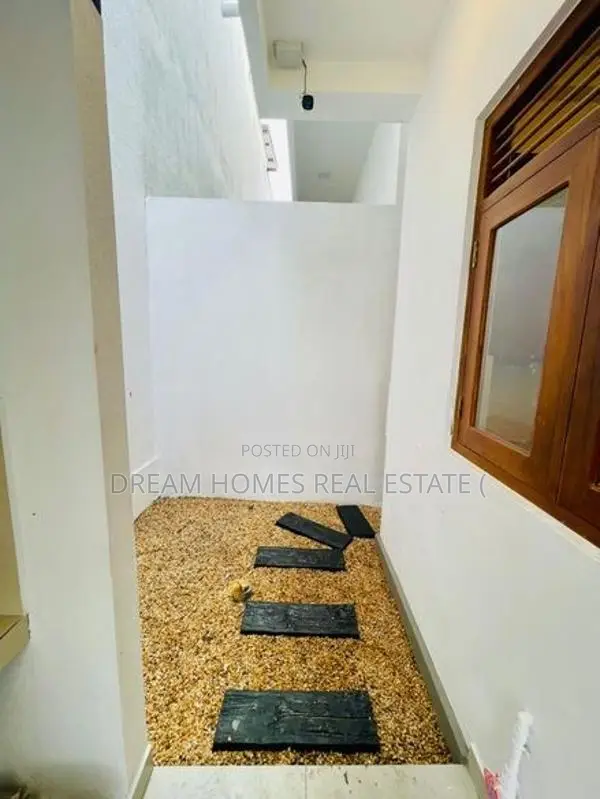 Brand New Luxury House For Sale IN Malabe