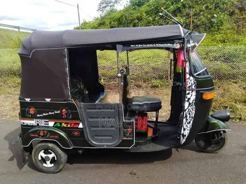 Bajaj RE 1995