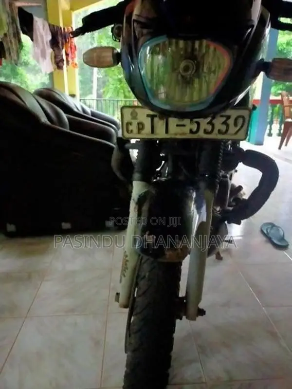 Bajaj Pulsar 180 2007