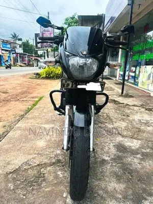 Bajaj Pulsar 180 2007