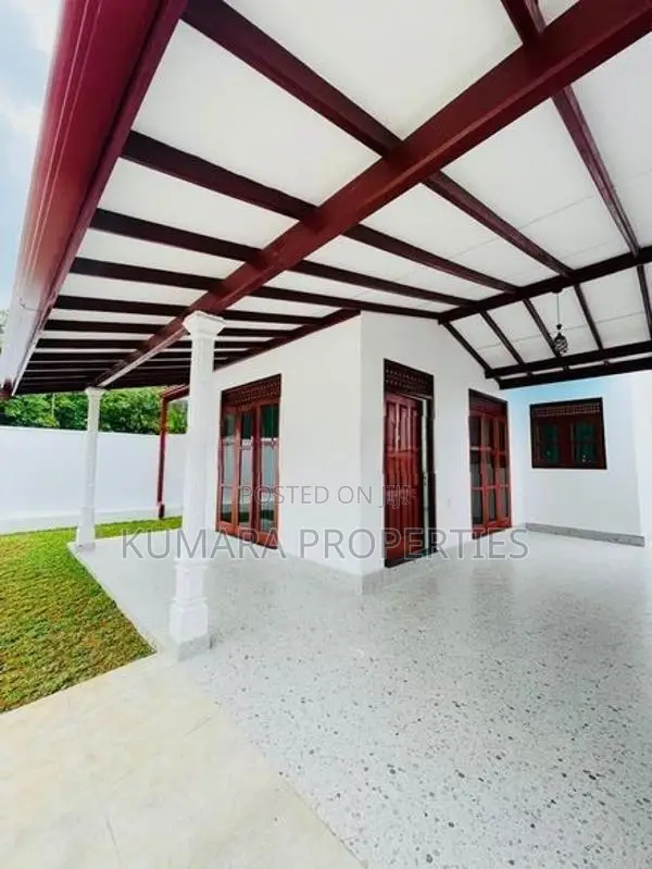 Brand New House for Sale – Bandaragama