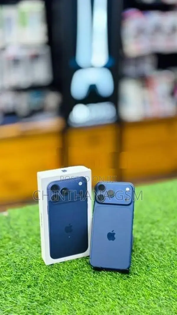Apple iPhone 17 Pro Max 512GB (Used)