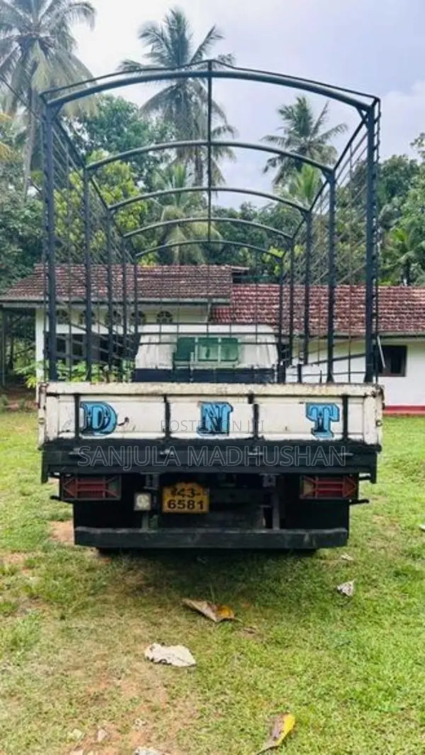Isuzu 250 1988