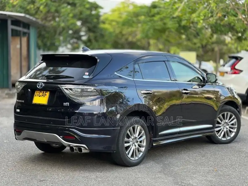 Toyota Harrier 2014