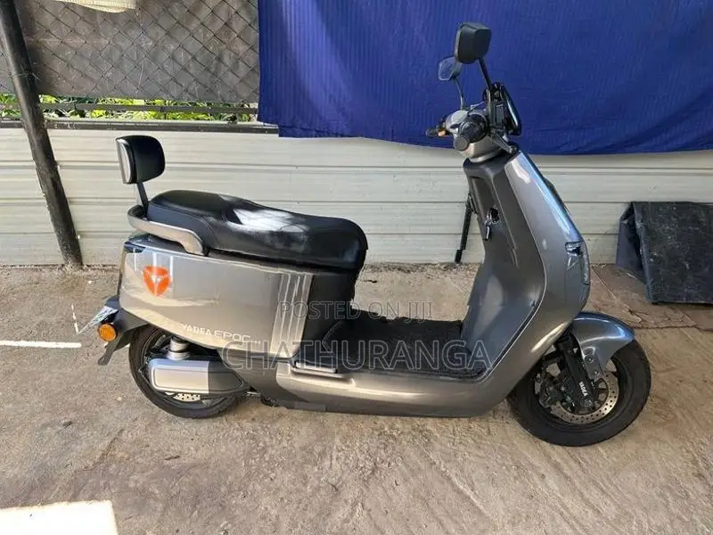Yadea Epoc 2025