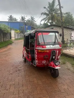 Bajaj RE 2005