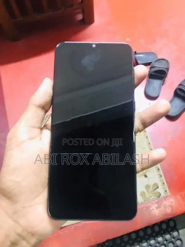 Samsung Galaxy A30 (Used)