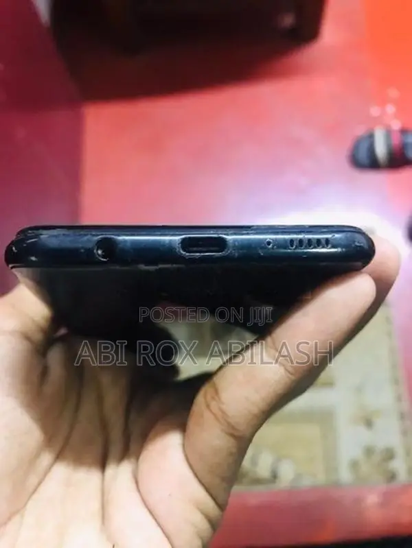 Samsung Galaxy A30 (Used)