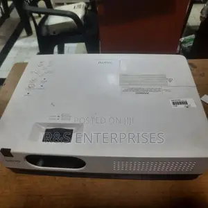 Sanyo Projector