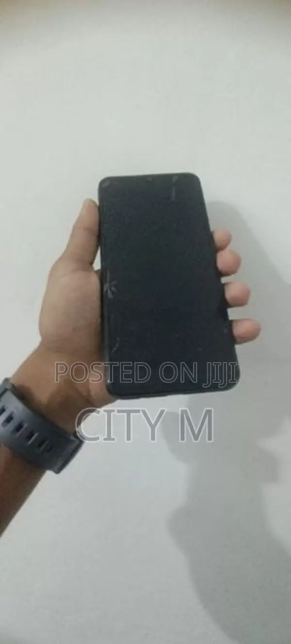 Samsung Galaxy M21 (Used)