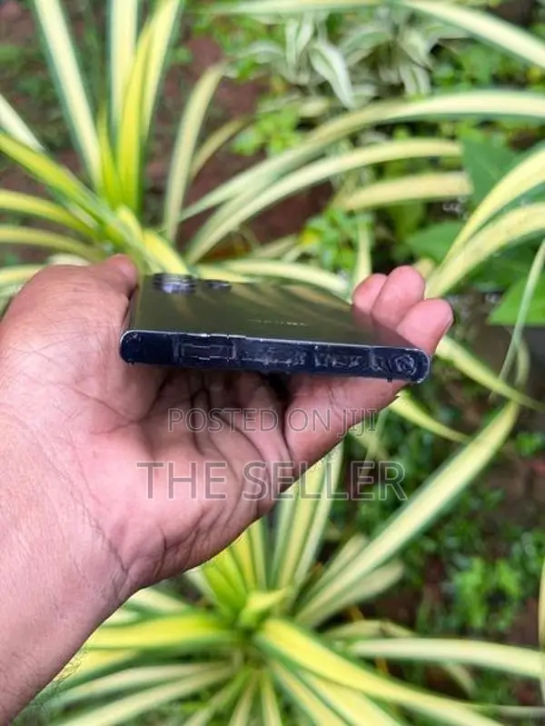 Samsung Galaxy S23 Ultra 512GB (Used)