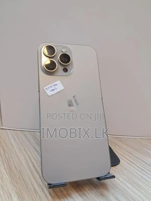 Apple iPhone 16 Pro Max 256GB (Used)