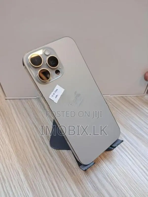 Apple iPhone 16 Pro Max 256GB (Used)