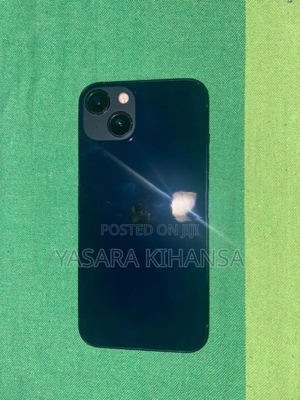 Apple iPhone 13 (Used)