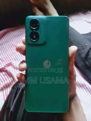 Moto G04s (Used)