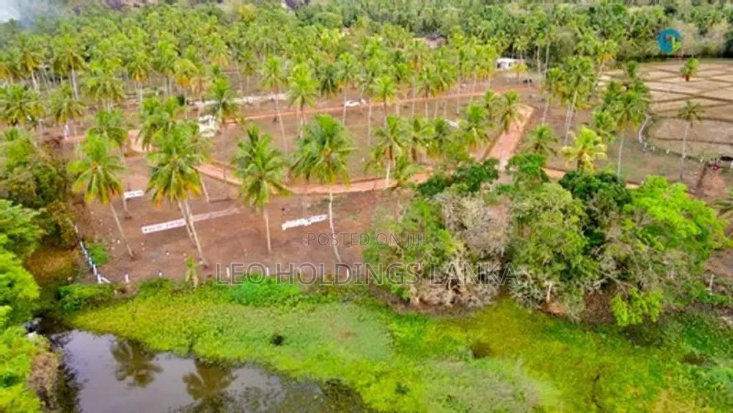 ඉඩම් විකිණීමට වාරියපොල