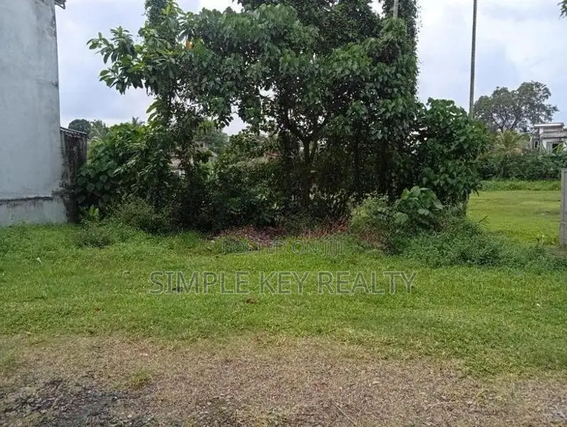Kottawa 6 Perched Valuable Land For Sale