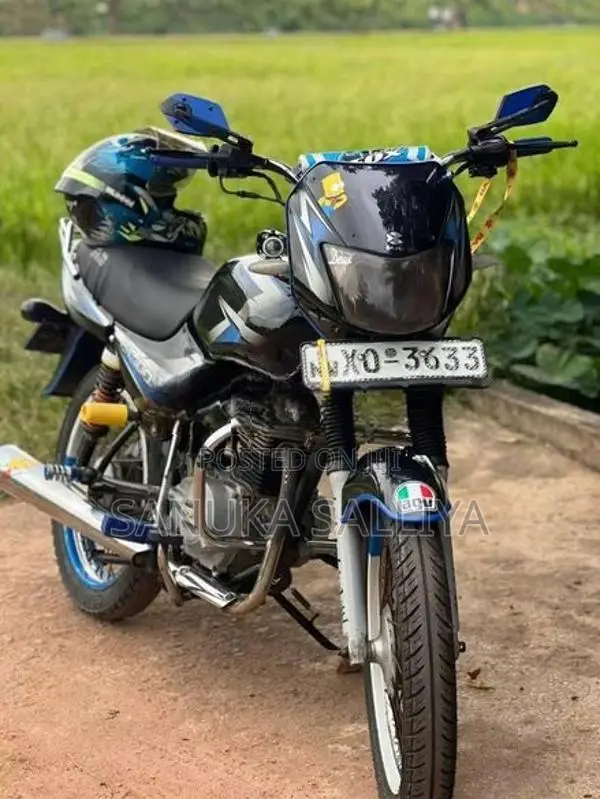 Bajaj CT100 2012