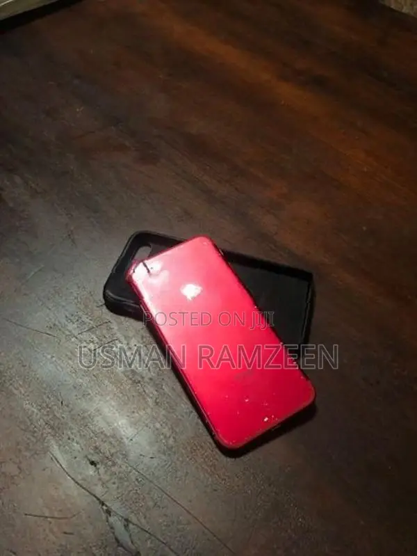 Apple iPhone 7 (Used)