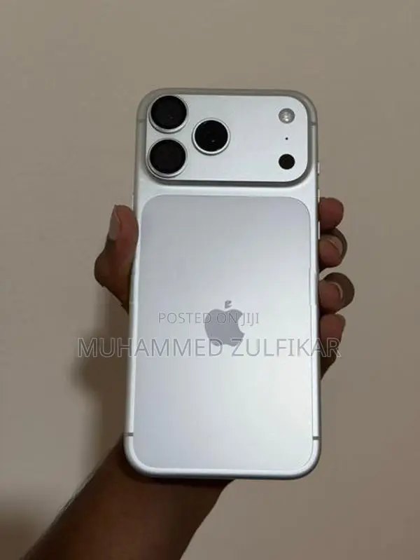Apple iPhone 17 Pro Max (Used)