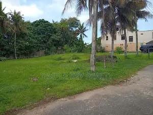 Battaramulla Town 40 Perched Highly Residence Valuable Land For Sale