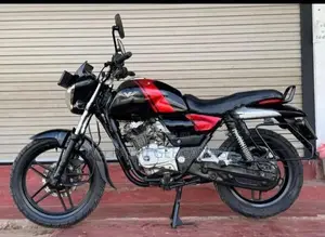 Bajaj V15 2017